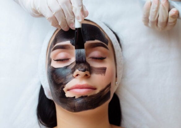 Carbon Facial